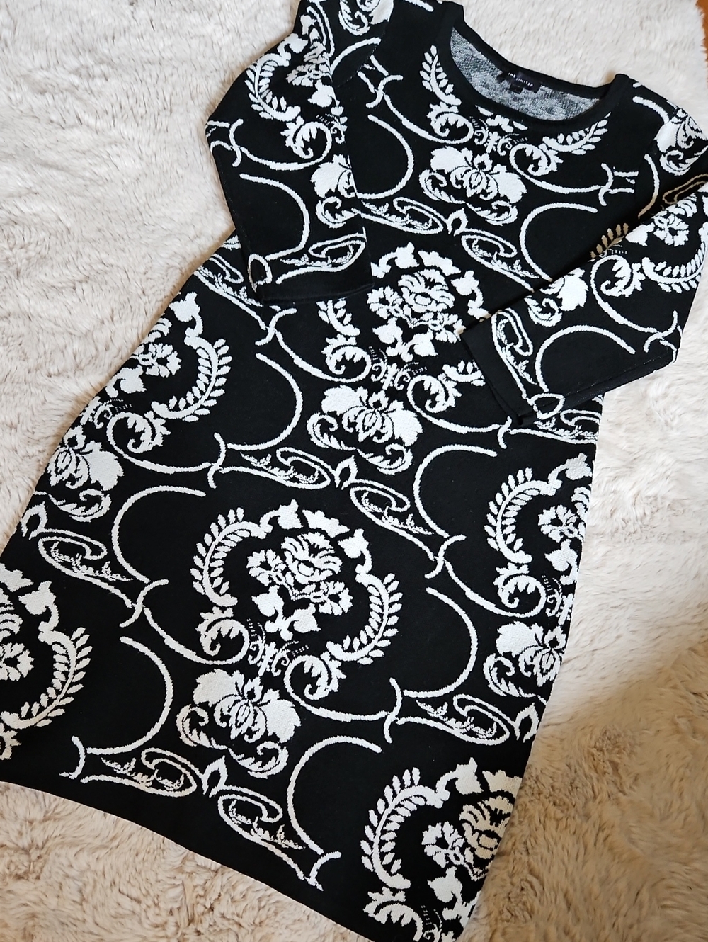 The Limited Black and White Long Sleeve Floral Medallion Dress - Picture 1 of 4
